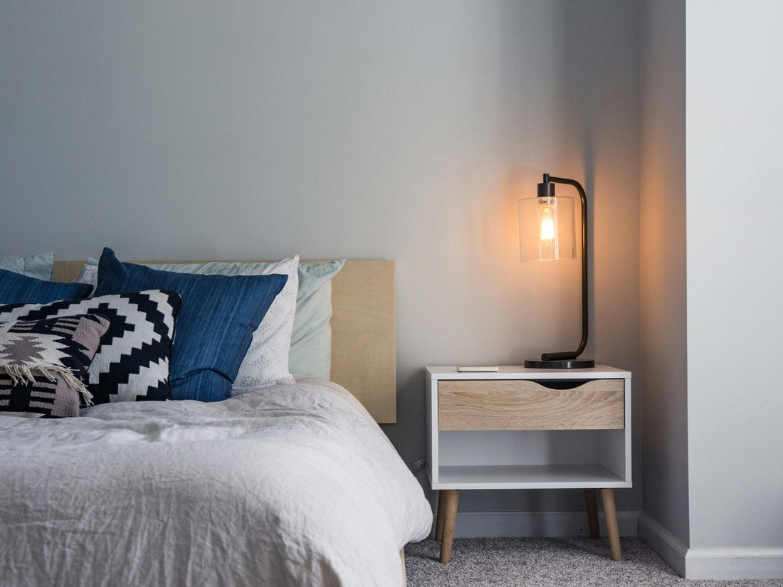 How to Style a Calm Bedroom with Layered Lighting and Soft Textures