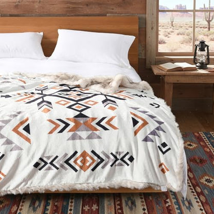 HORIMOTE HOME Faux Fur Blanket
