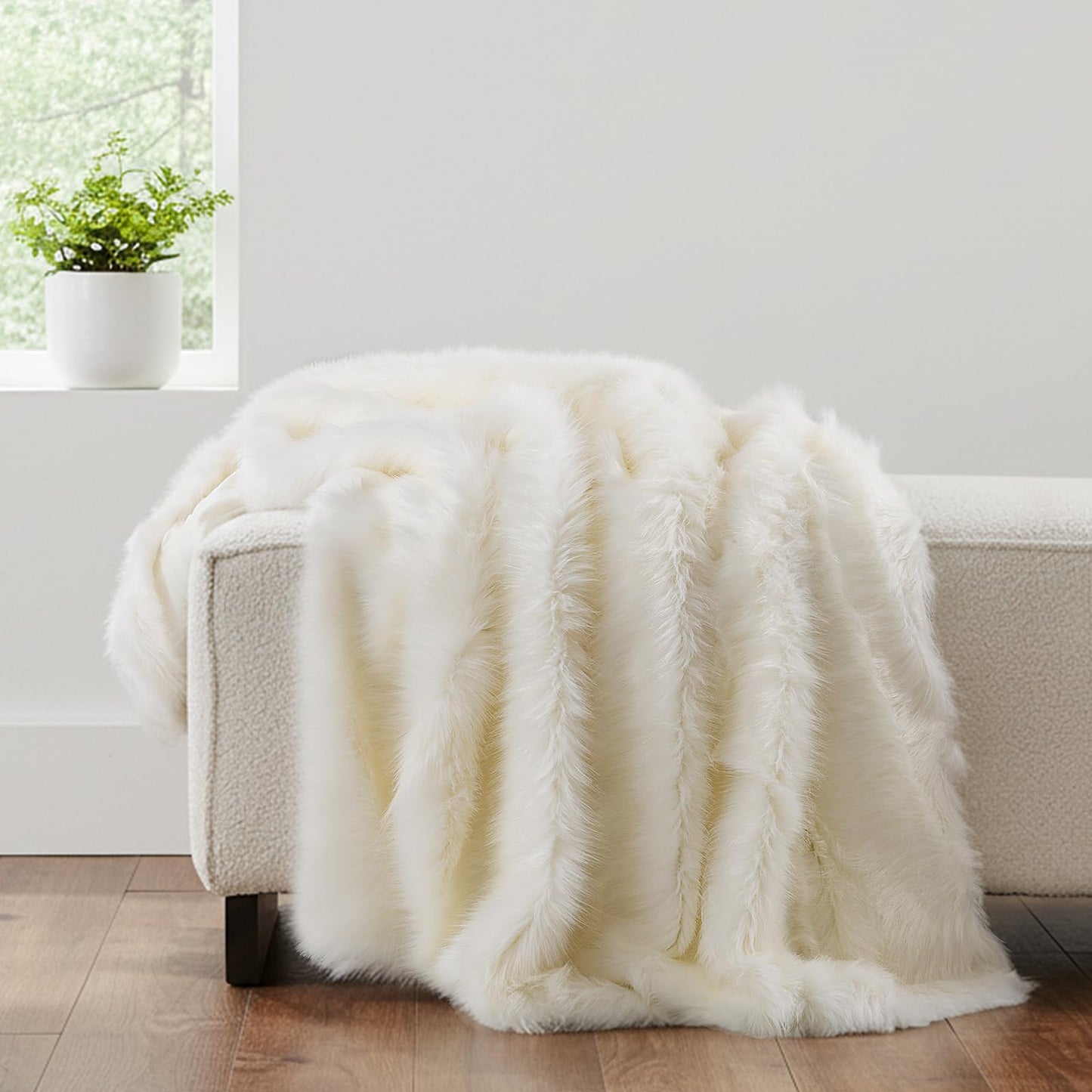 HORIMOTE HOME Faux Fur Blanket
