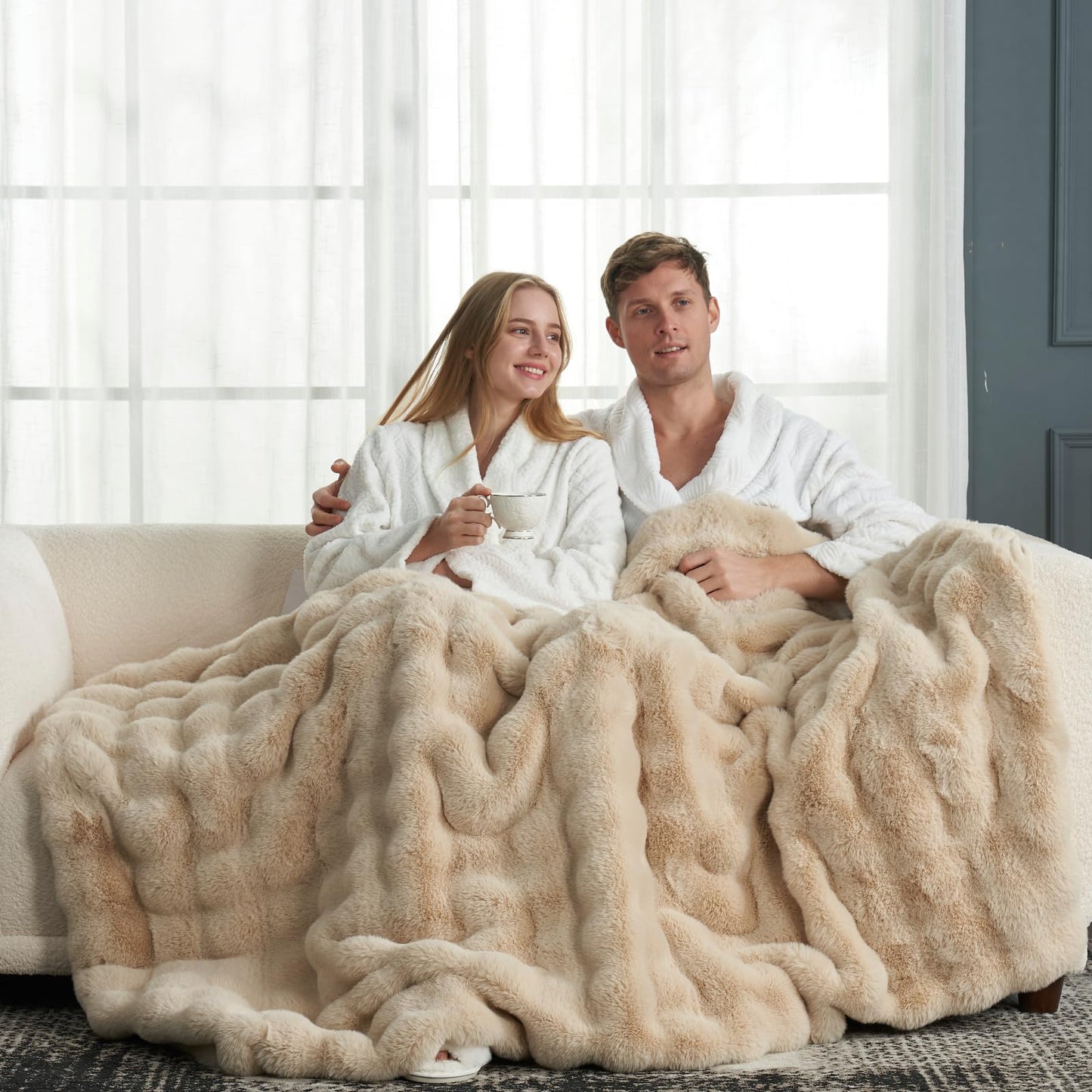 Faux Fur Throw Blanket Soft Plush Bubble Blanket for Couch Sofa Bedroom Living Room