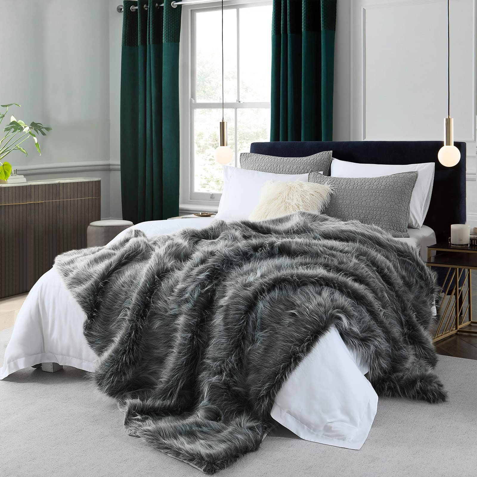 HORIMOTE HOME Faux Fur Blanket