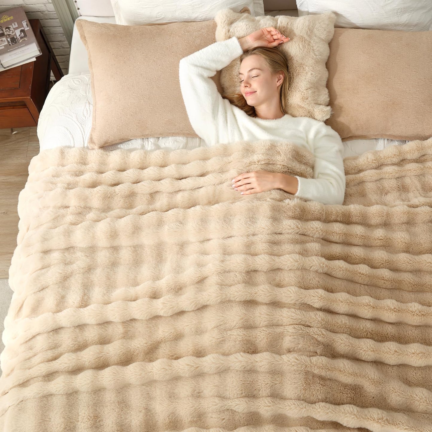 Faux Fur Throw Blanket Soft Plush Bubble Blanket for Couch Sofa Bedroom Living Room