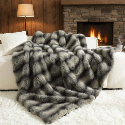 HORIMOTE HOME Faux Fur Blanket