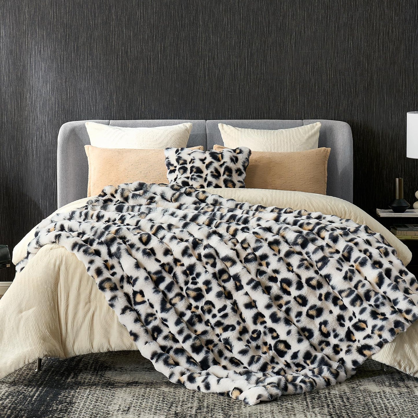 Faux Fur Throw Blanket Soft Plush Bubble Blanket for Couch Sofa Bedroom Living Room